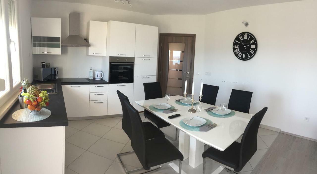 Ferienwohnung Lana I Natali Kaštela Exterior foto